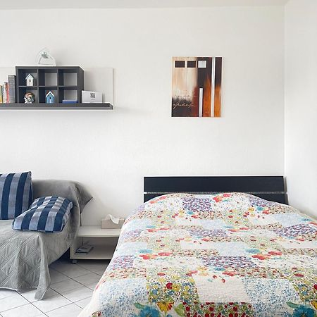 Cool Studio Saint Louis Vicino Stazione/Aereoporto Apartment Exterior photo