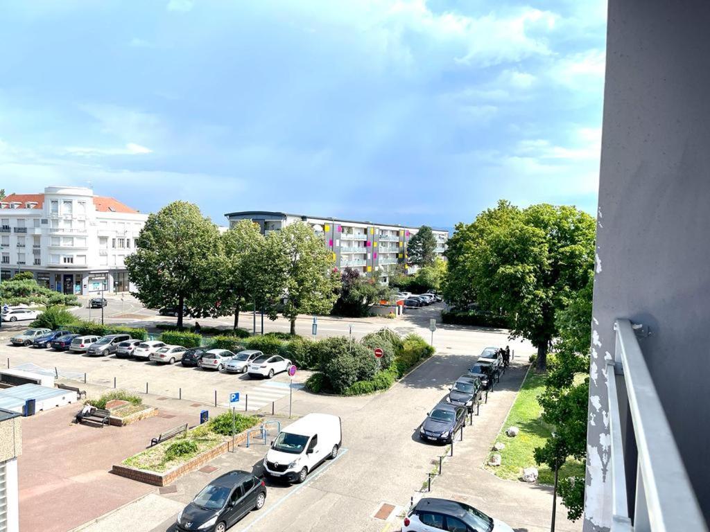 Cool Studio Saint Louis Vicino Stazione/Aereoporto Apartment Exterior photo